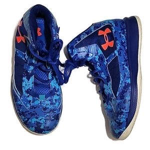 Under Armour Boys Shoes Size 3 Youth